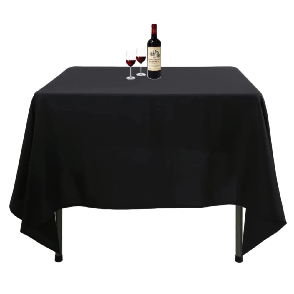 2- Polyester table linens